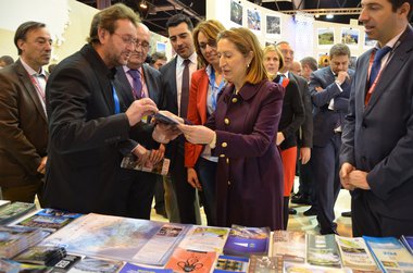 The Minister Ana Pastor visits the stand of the province of Lugo in Fitur 