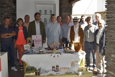 Diez años de promoción turística y gastronómica en La Vuelta con el puesto …E para comer, Lugo